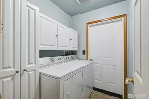 18539 Tapaderos St SE, Yelm, WA 98597 - Photo 14