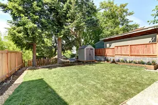 7043 17th Ave NW, Seattle, WA 98117 - Photo 4