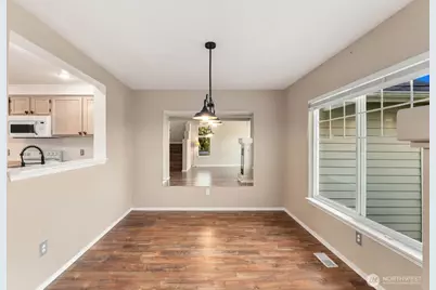 16918 Cobblestone Drive, Lynnwood, WA 98037 - Photo 10