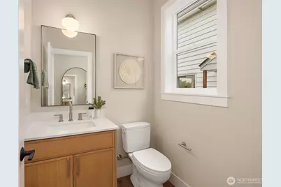 3020 38th Avenue W, Seattle, WA 98199 - Photo 14