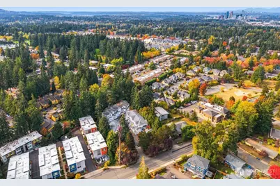 16219 Northup Way #C-201, Bellevue, WA 98008 - Photo 40