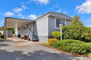 13320 Hwy 99, Everett, WA 98204 - Photo 1