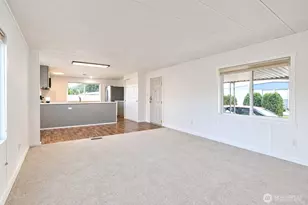13320 Hwy 99, Everett, WA 98204 - Photo 6