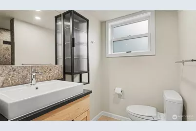 10680 Marine View Drive SW, Seattle, WA 98146 - Photo 24