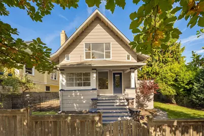 940 N 76th Street, Seattle, WA 98103 - Photo 2