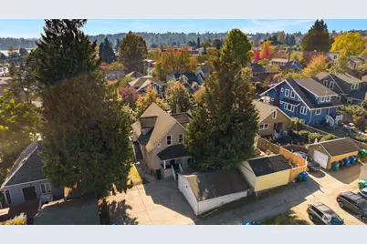940 N 76th Street, Seattle, WA 98103 - Photo 28