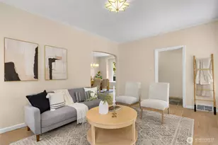 940 N 76th St, Seattle, WA 98103 - Photo 14