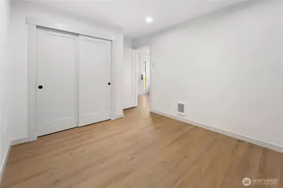 2652 B NW 95th Street, Seattle, WA 98117 - Photo 12
