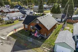 300 Standford Ave, Carbonado, WA 98323 - Photo 32