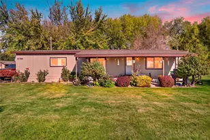 10748 Hwy 28 W, Quincy, WA 98848 - Photo 1