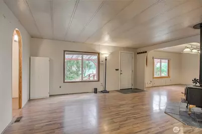 20701 92nd St E, Bonney Lake, WA 98391 - Photo 4