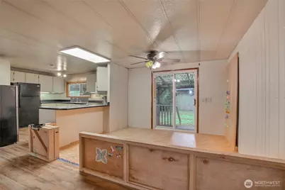 20701 92nd St E, Bonney Lake, WA 98391 - Photo 10