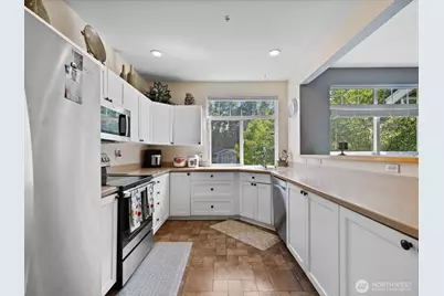 12712 Admiralty Way #C301, Everett, WA 98204 - Photo 28