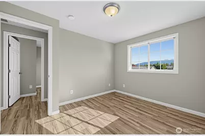 225 Brittany Street, Mount Vernon, WA 98274 - Photo 30