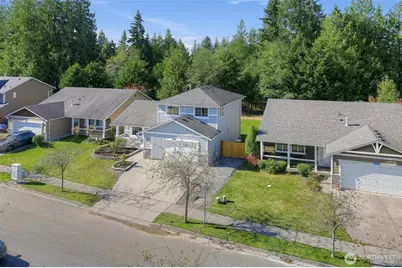 225 Brittany Street, Mount Vernon, WA 98274 - Photo 4