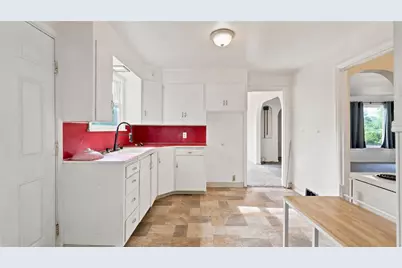 1307 N 32nd Street, Renton, WA 98056 - Photo 10