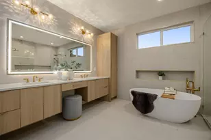 10234 NE 20th Pl, Bellevue, WA 98004 - Photo 24