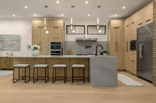 10234 NE 20th Pl, Bellevue, WA 98004 - Photo 16