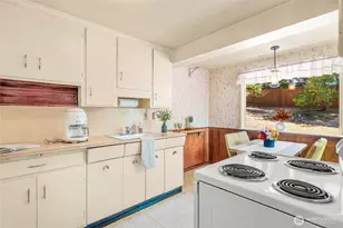 15326 Stone Ave N, Shoreline, WA 98133 - Photo 14