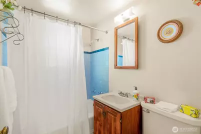 15326 Stone Ave N, Shoreline, WA 98133 - Photo 16
