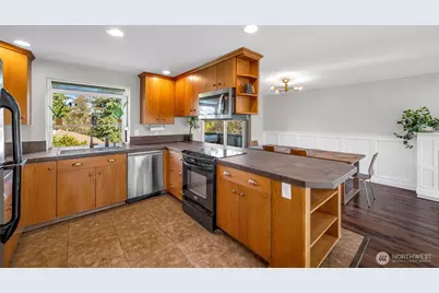 8109 42nd Street Ct W, University Place, WA 98466 - Photo 12