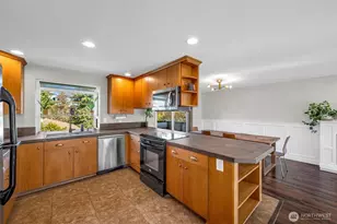 8109 42nd St Ct W, University Place, WA 98466 - Photo 12