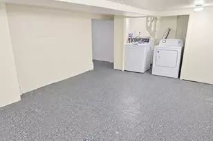 909 23rd Ave, Seattle, WA 98122 - Photo 14