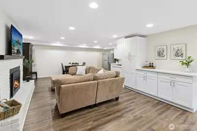 12406 SE 47th Street, Bellevue, WA 98006 - Photo 24