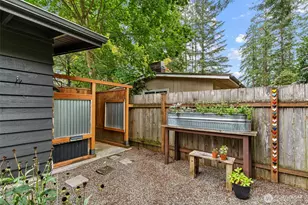 16025 NE 27th St, Bellevue, WA 98008 - Photo 32