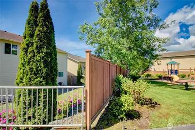 8105 88th Street NE, Marysville, WA 98270 - Photo 40