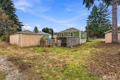 1121 S National Avenue, Bremerton, WA 98312 - Photo 26
