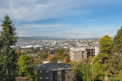 212 N 45th Street, Seattle, WA 98103 - Photo 22