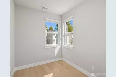 10 160th Place SE, Bothell, WA 98012 - Photo 18