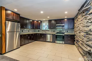 2322 W 4th Ave, Olympia, WA 98502 - Photo 8