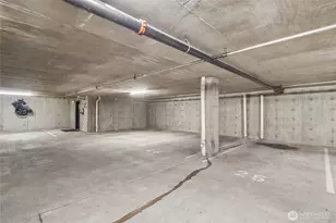 303 E Pike St, Seattle, WA 98122 - Photo 24