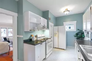 511 N 83rd St, Seattle, WA 98103 - Photo 10