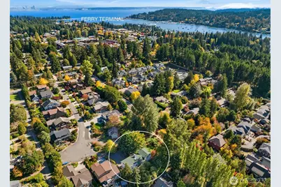 689 Pierce Court NW, Bainbridge Island, WA 98110 - Photo 40