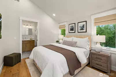 689 Pierce Court NW, Bainbridge Island, WA 98110 - Photo 32
