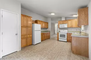 927 N Tipsoo Loop, Rainier, WA 98576 - Photo 16