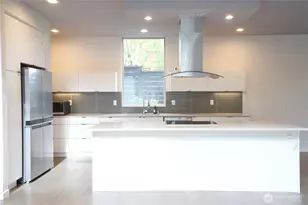 9109 Cyrus Ave NW, Seattle, WA 98117 - Photo 6
