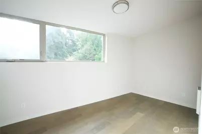 9109 Cyrus Avenue NW, Seattle, WA 98117 - Photo 24