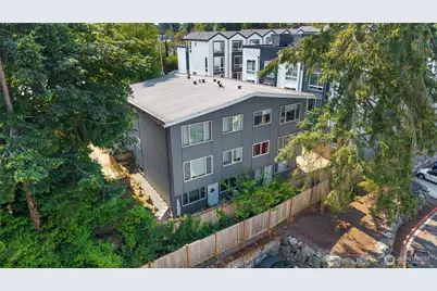 2108 NE 85th Street, Seattle, WA 98115 - Photo 6