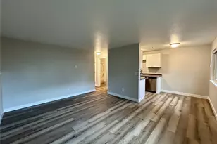 2108 NE 85th St, Seattle, WA 98115 - Photo 14