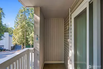 14527 NE 40th Street #G105, Bellevue, WA 98007 - Photo 34
