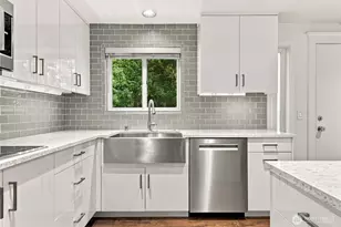 14527 NE 40th St, Bellevue, WA 98007 - Photo 18