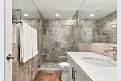 14527 NE 40th Street #G105, Bellevue, WA 98007 - Photo 26