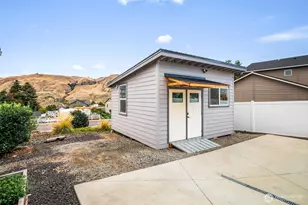 525 S Iowa Ave, East Wenatchee, WA 98802 - Photo 30