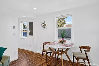 904 N 103rd Street, Seattle, WA 98133 - Photo 8
