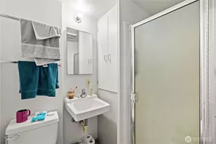 2600 Thorndyke Ave W, Seattle, WA 98199 - Photo 18