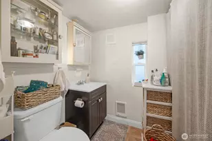 3852 Courtland Pl S, Seattle, WA 98118 - Photo 26
